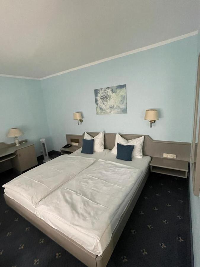 Hotel Borger Frankfurt am Main ภายนอก รูปภาพ