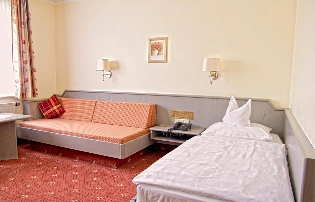 Hotel Borger Frankfurt am Main ภายนอก รูปภาพ