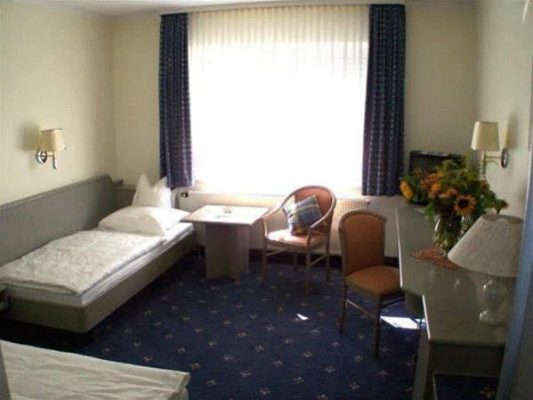 Hotel Borger Frankfurt am Main ภายนอก รูปภาพ